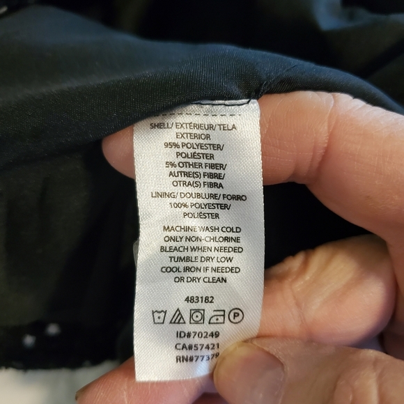 Ann Taylor Black & White Crop Style Blawr Jacket Size 4, Stylish, Chic - Picture 8 of 11